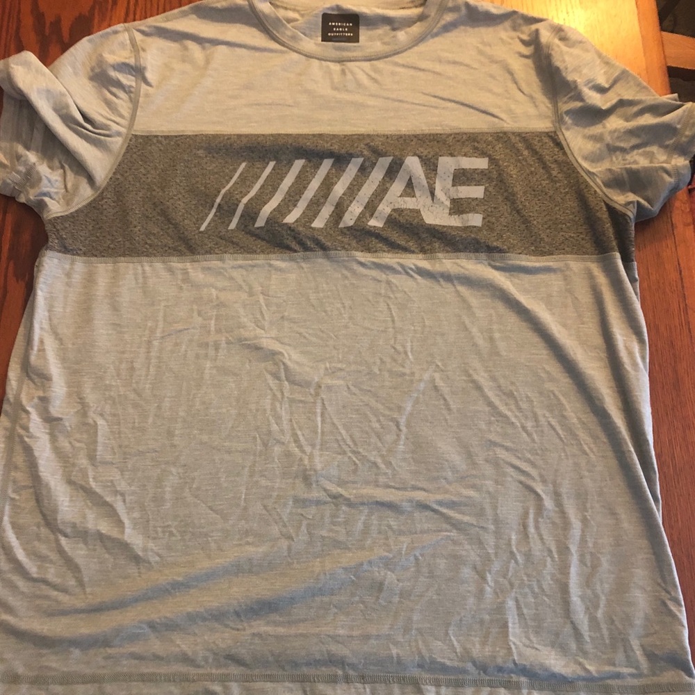 American Eagle shirt